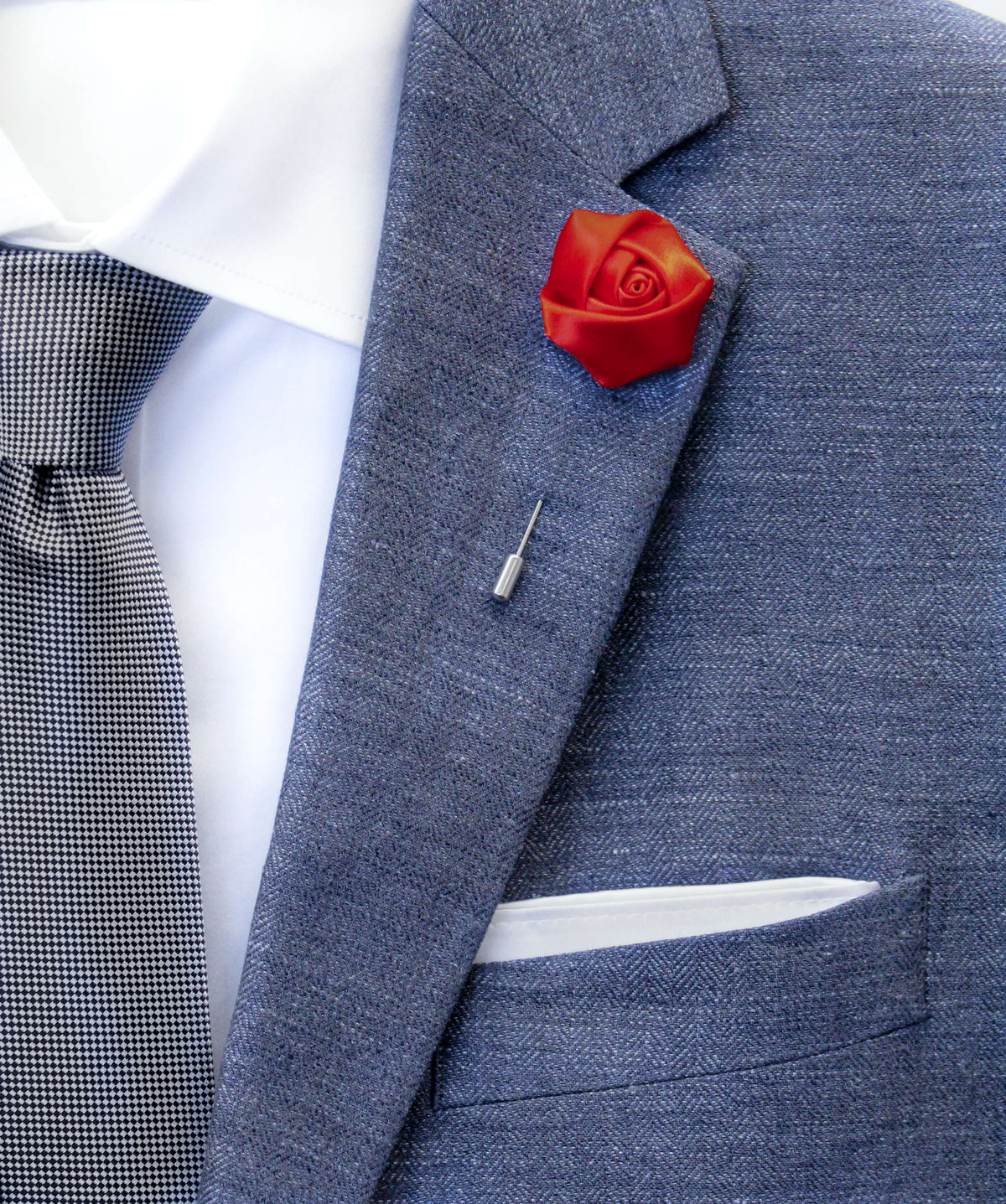 Addicted to Love Flower Lapel Pin